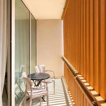 Apartment Luxury 2br At Coast 104d Palasë